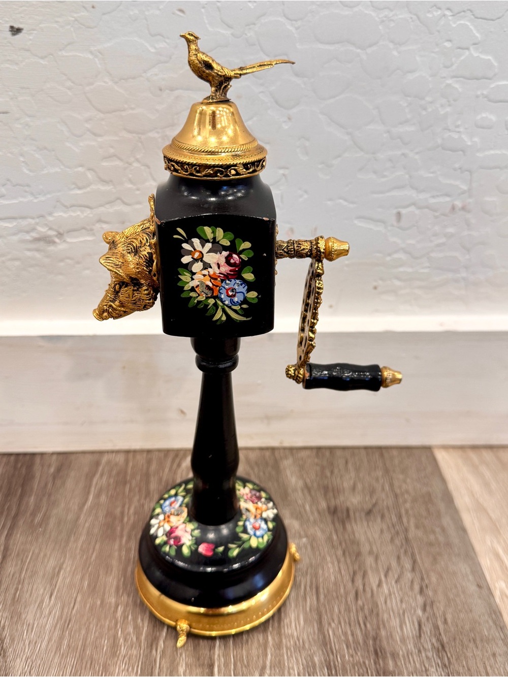 VINTAGE BREVETTO GOLD BOARS HEAD & PHEASANT PEPPER MILL GRINDER REUGE